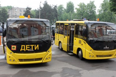 Вступление в силу постановления о запрете перевозку детей устаревшими автобусами отложено